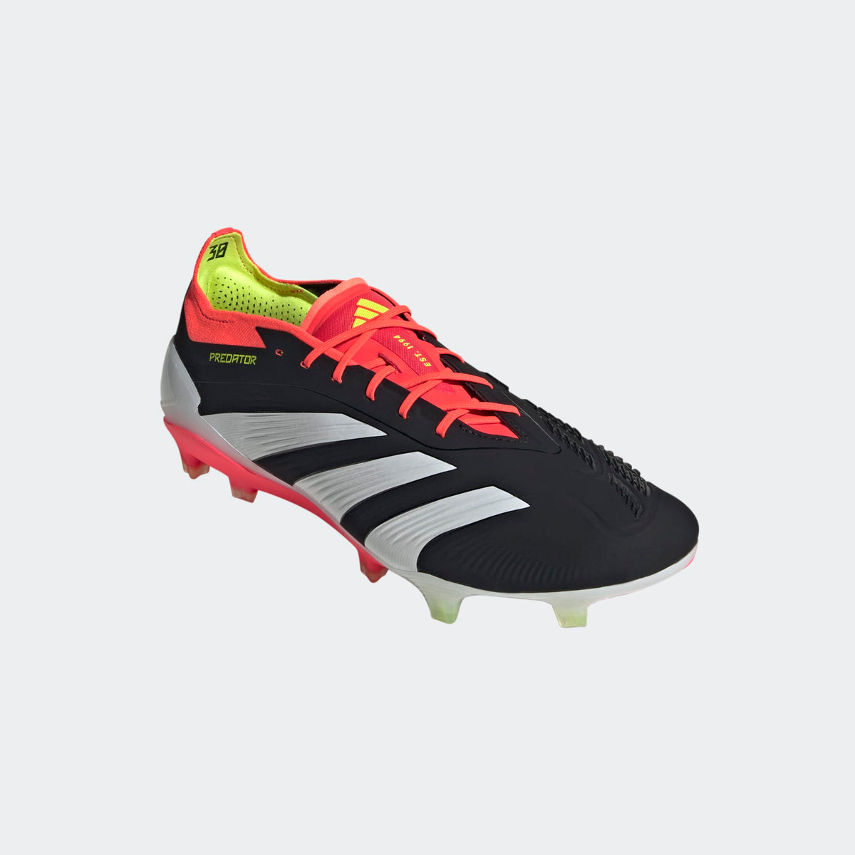 Predator Elite Low FG – Planète Foot